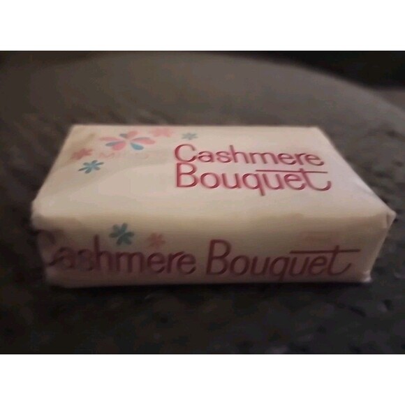 Vintage Cashmere Bouquet Beauty Bar Soap Mild Pink Made In USA - Picture 2 of 4